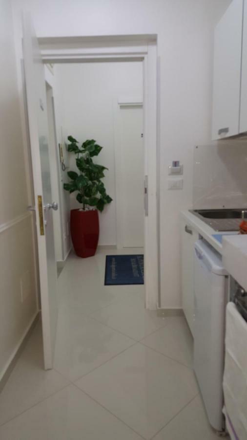Al Porticciolo Bed and Breakfast Salerno Exterior foto