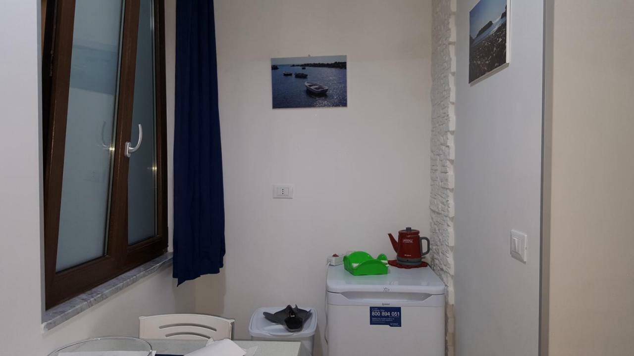 Al Porticciolo Bed and Breakfast Salerno Exterior foto