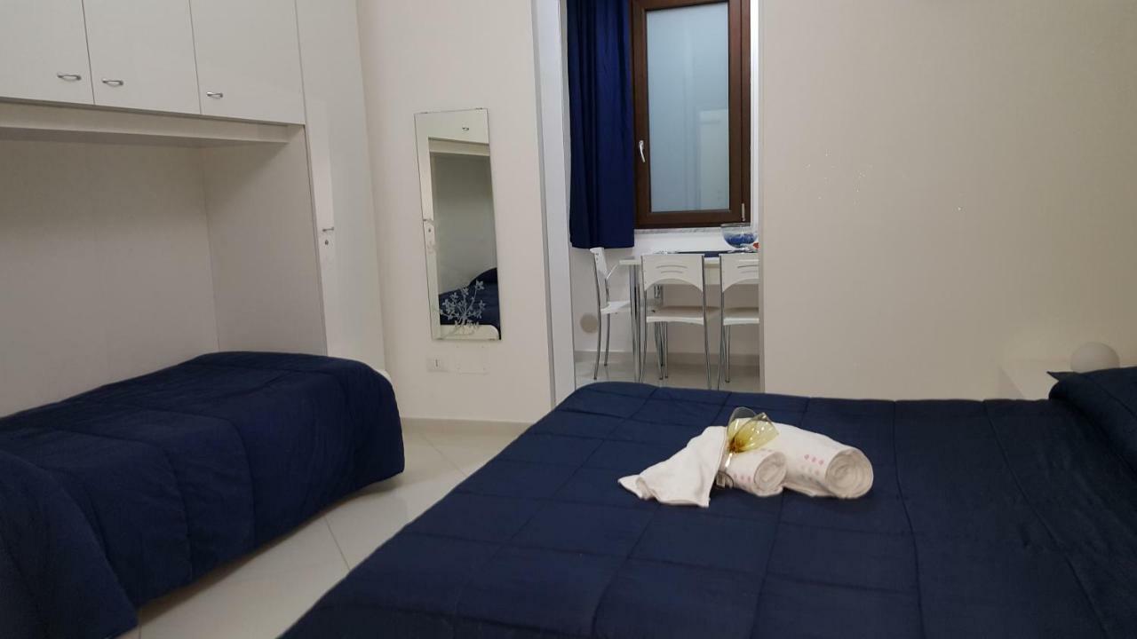 Al Porticciolo Bed and Breakfast Salerno Exterior foto