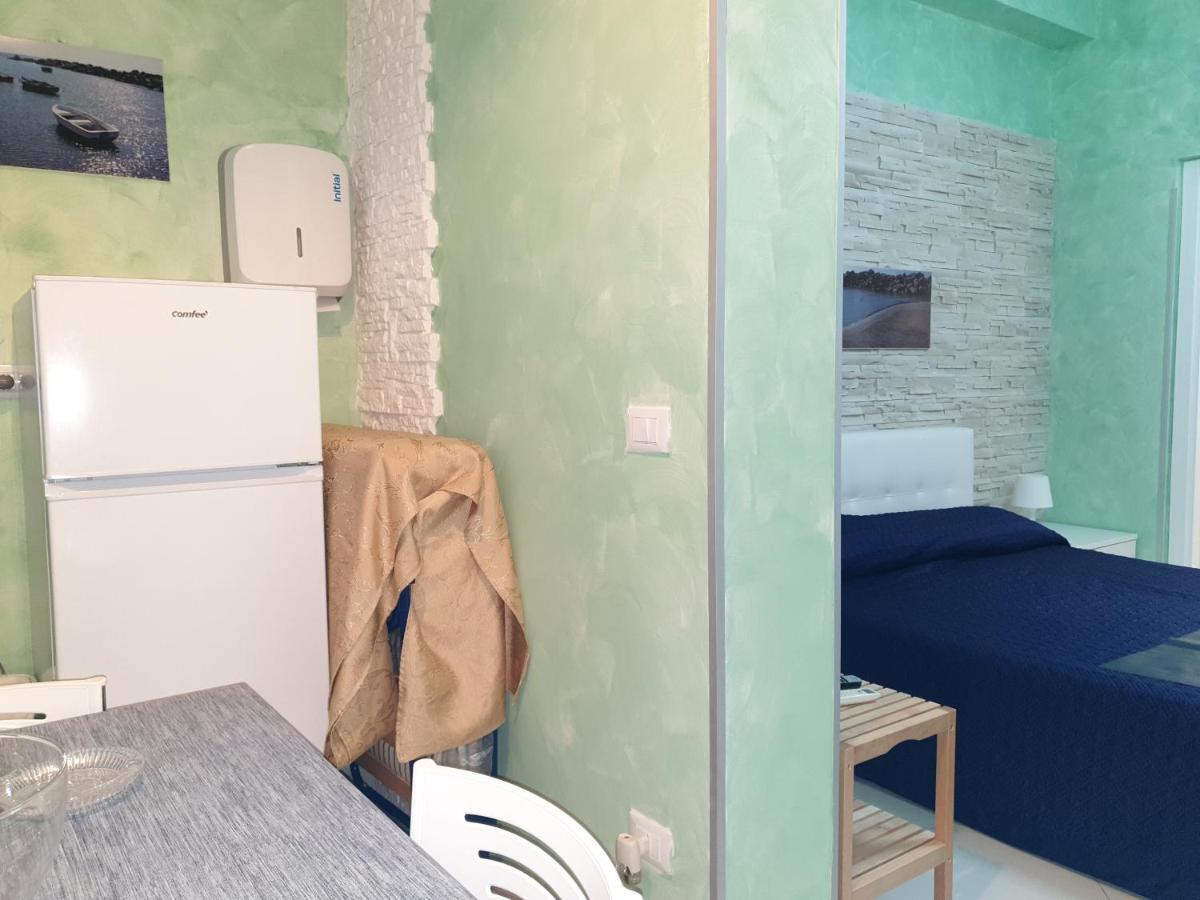Al Porticciolo Bed and Breakfast Salerno Exterior foto